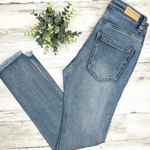 NWT Bianco Buttercup Boyfriend Jeans Light Blue Stretch Denim Button-Fly Size 24 - Picture 16 of 16